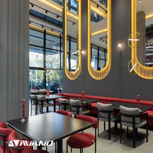 در طراحی دکور رستوران زنجیره ای سارا شعبه تهران