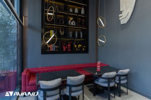 در طراحی دکور رستوران زنجیره ای سارا شعبه تهران