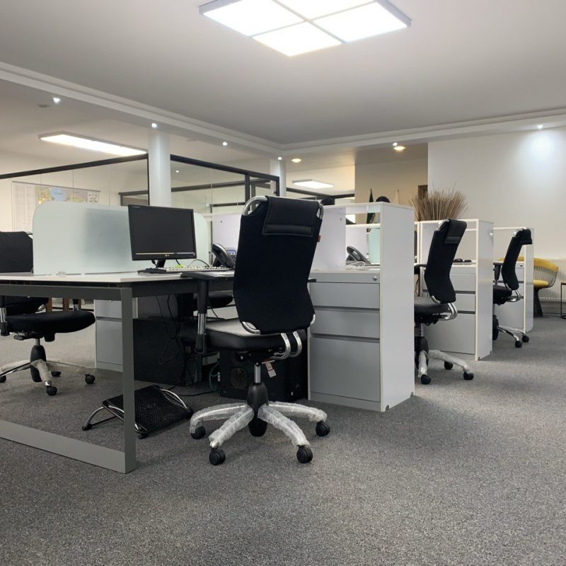 تجهیز مبلمان اداری